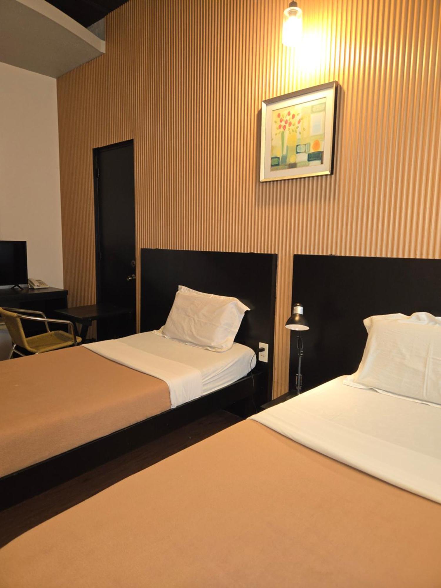 First Pacific Inn Davao City Dış mekan fotoğraf