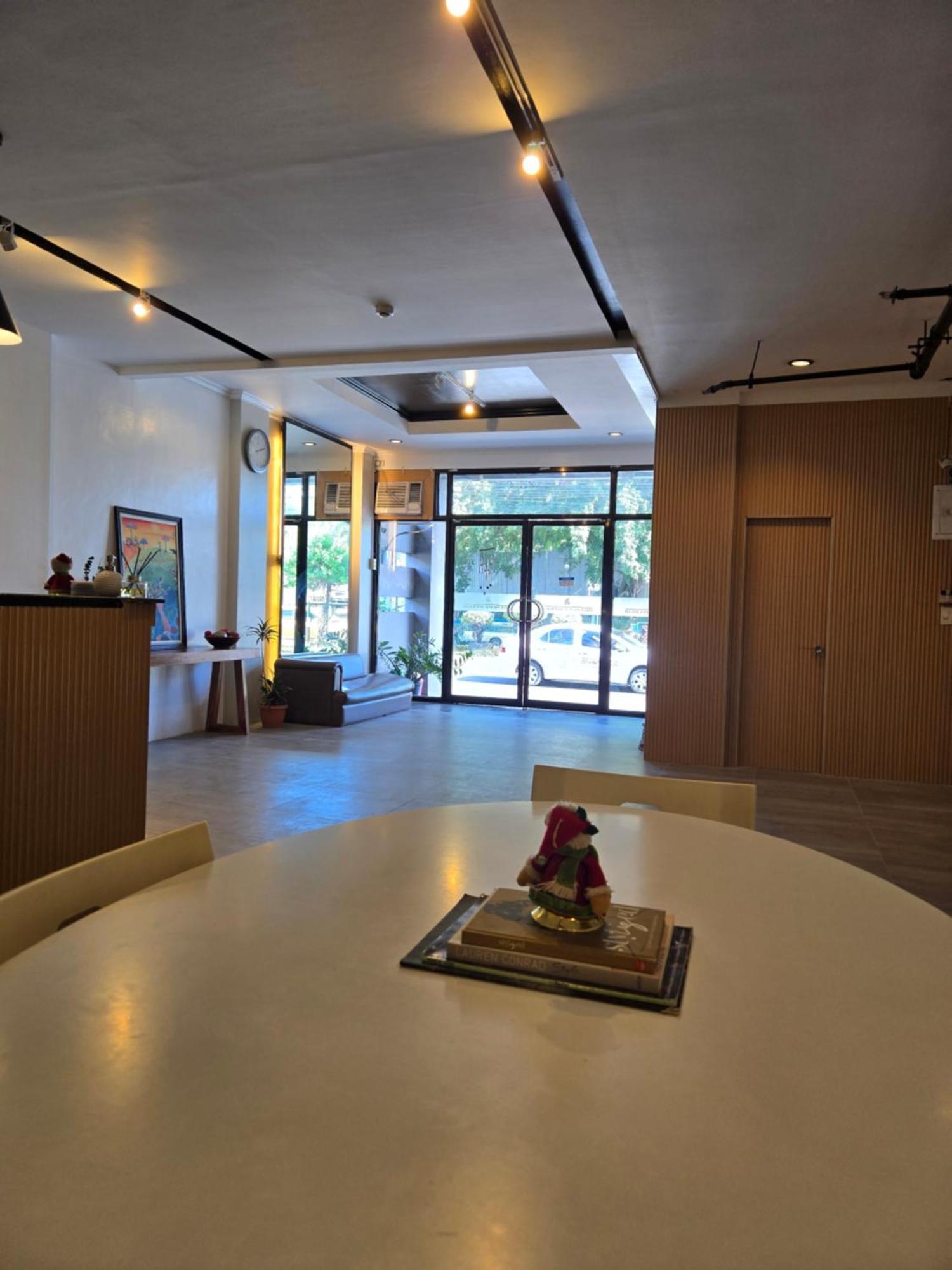 First Pacific Inn Davao City Dış mekan fotoğraf